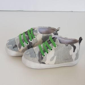 Bon Bebe Camouflage infant Shoes Sz 0-9 month